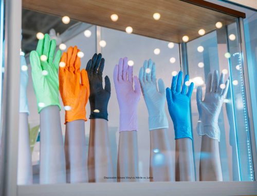 Disposable Gloves: Vinyl vs. Nitrile vs. Latex